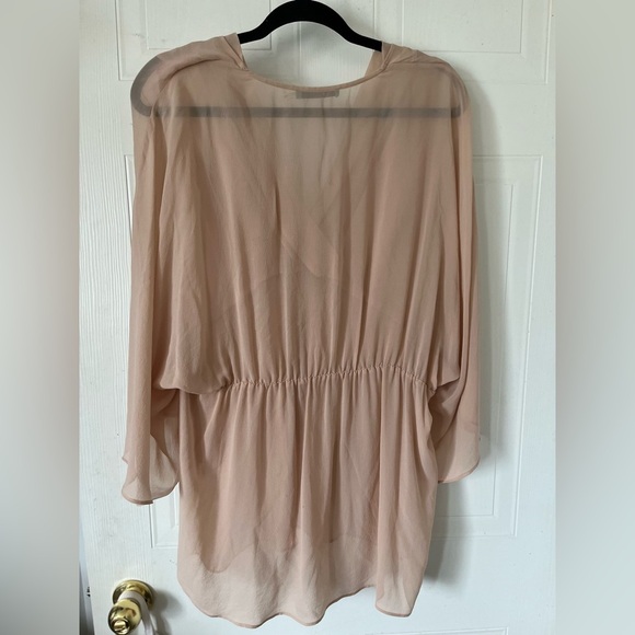 Alice + Olivia Ruffled Layered Lightweight Pink Plus 100 % Silk Blouse Size M - Picture 4 of 13